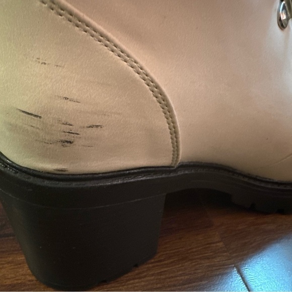 🌿SALE🌿ESPRIT Ivory Leather Lace-up Winter Heeled Combat Boots Faux Fur 9.5 - Picture 10 of 15